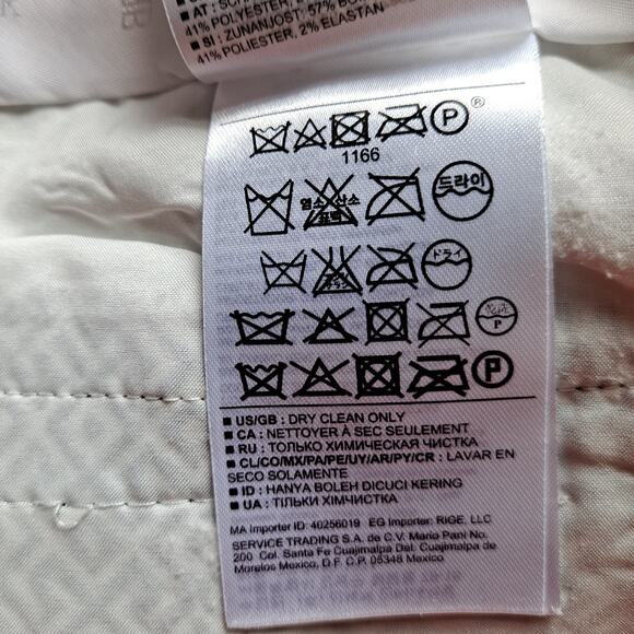 Banana Republic Hampton Shorts Womens Size 4 Black White Maze Geometric Abstract - Picture 10 of 11